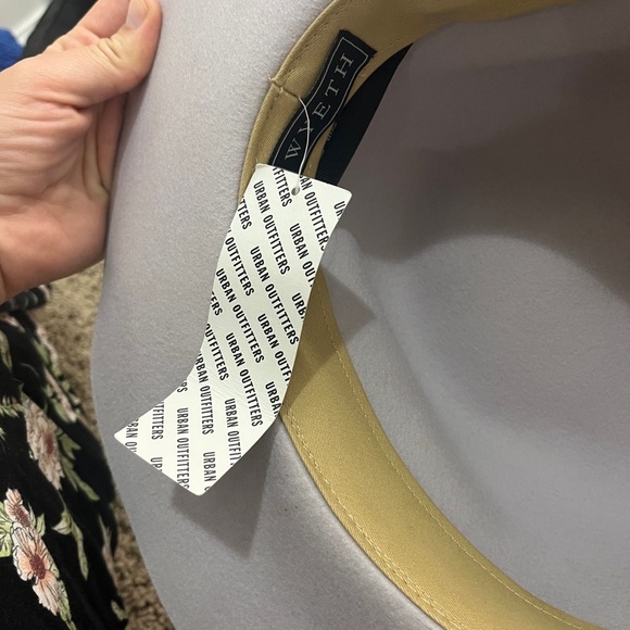 Wyeth NWT Felt Baoter Sleek Lavender Wool Hat Urban Outfitters - Picture 9 of 14